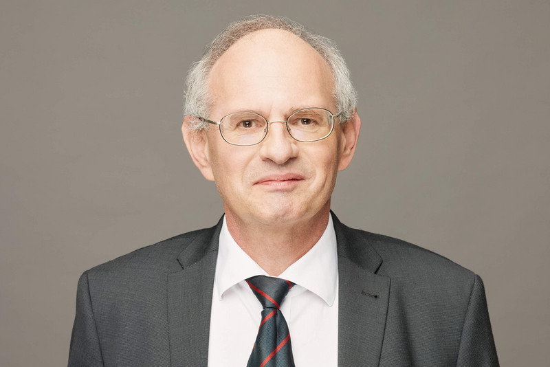 Staatssekretär Gert Zender